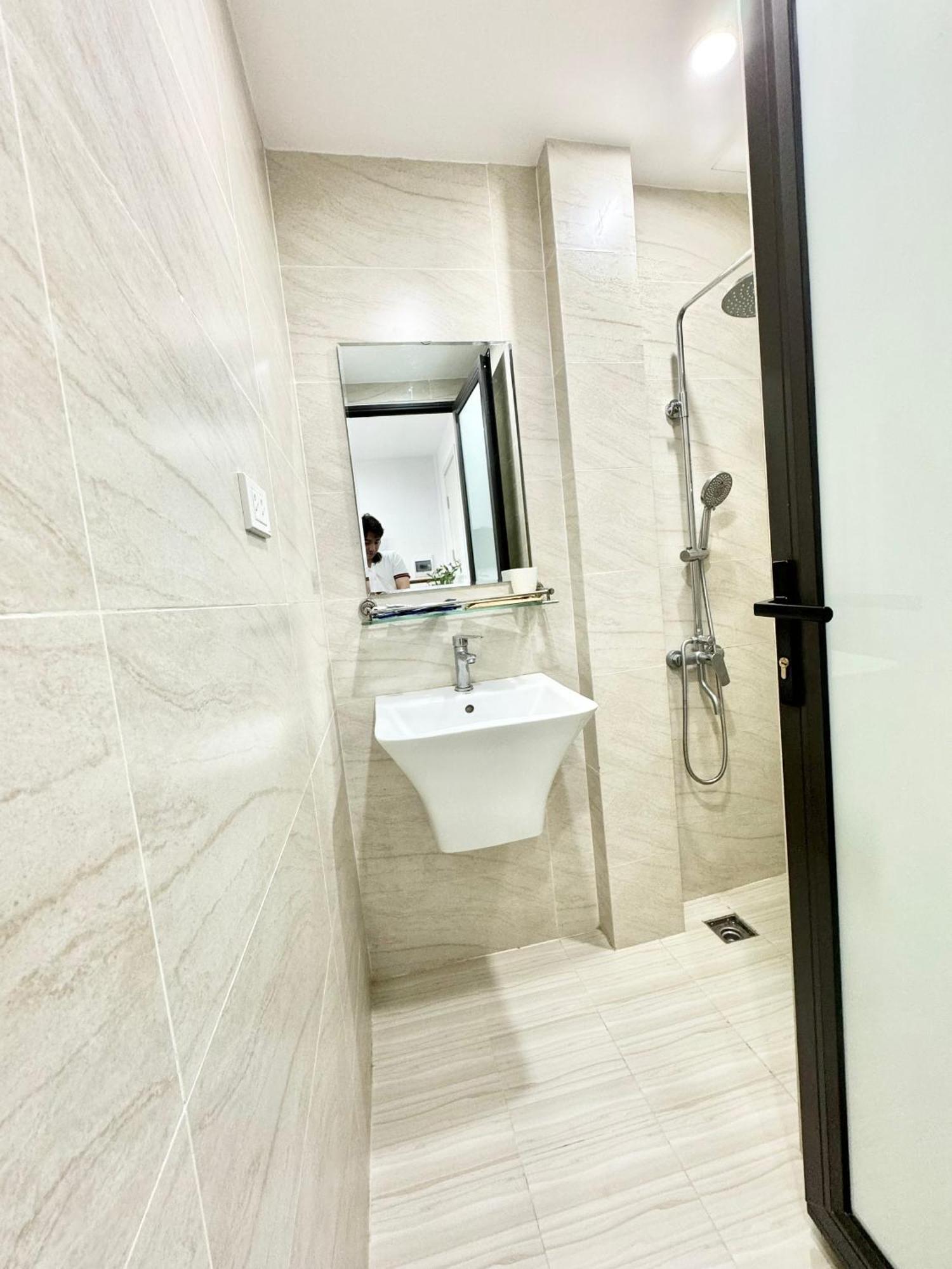 Modern & Comfy Apartment Hanoi Exterior foto