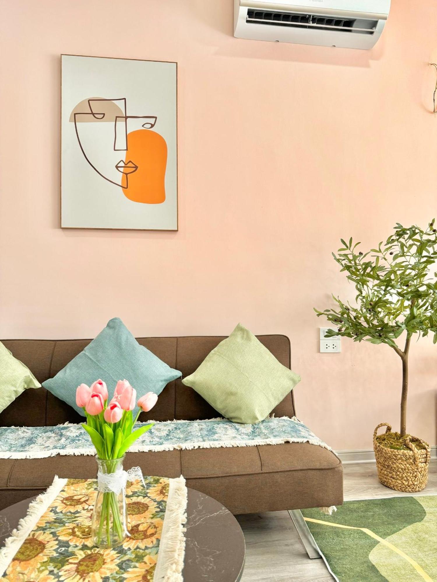 Modern & Comfy Apartment Hanoi Exterior foto